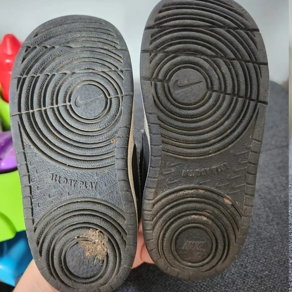 Nike runners - Picture 3 of 4